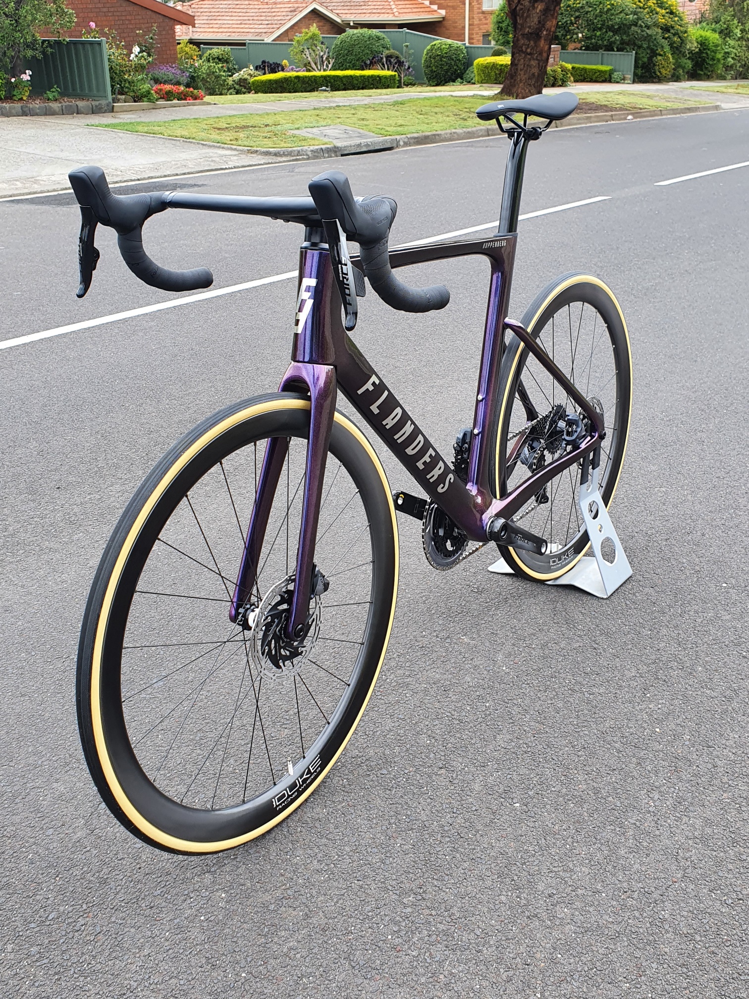 Koppenberg Aero road bike - Image 3